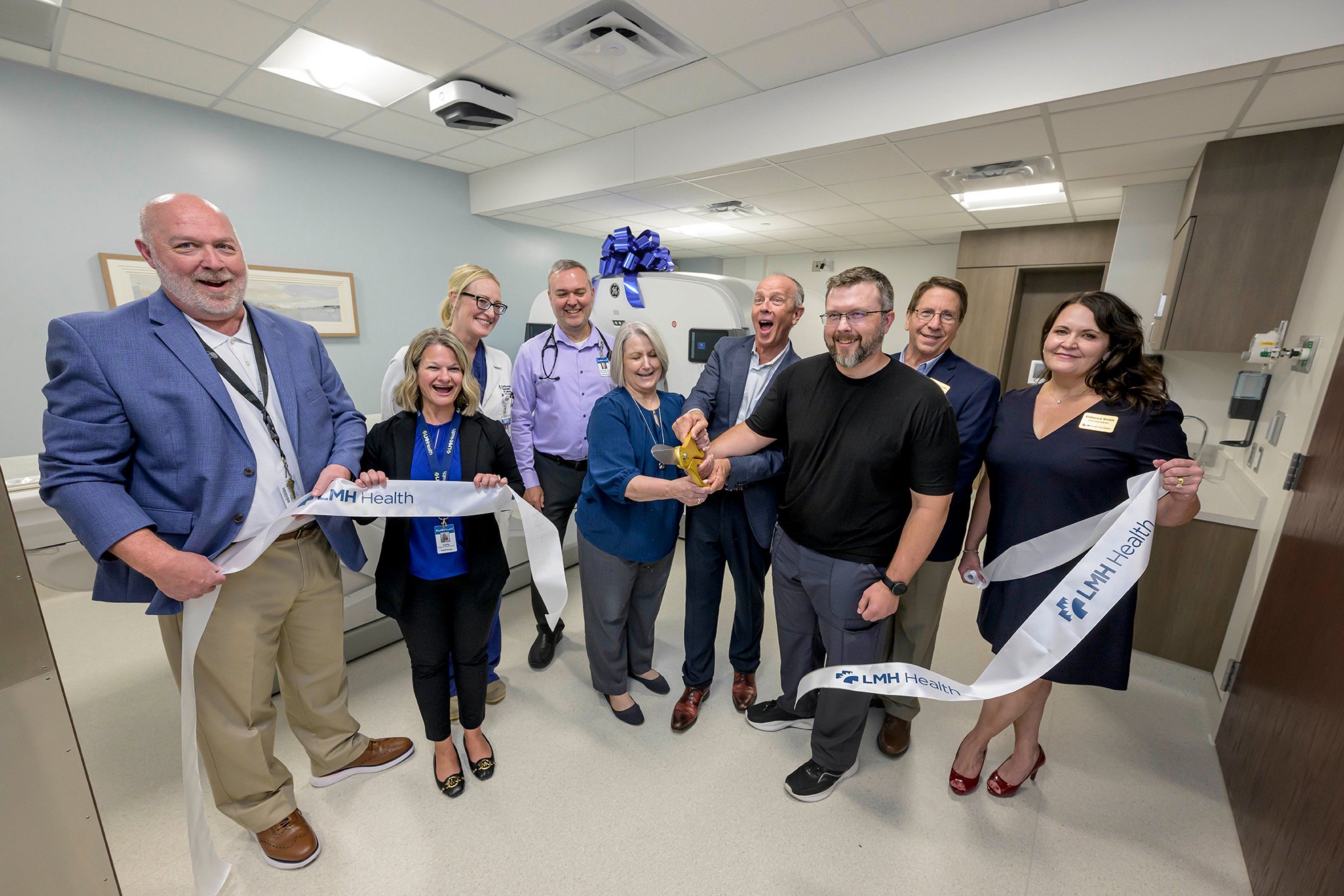 Ribbon cutting for the PET-CT maching